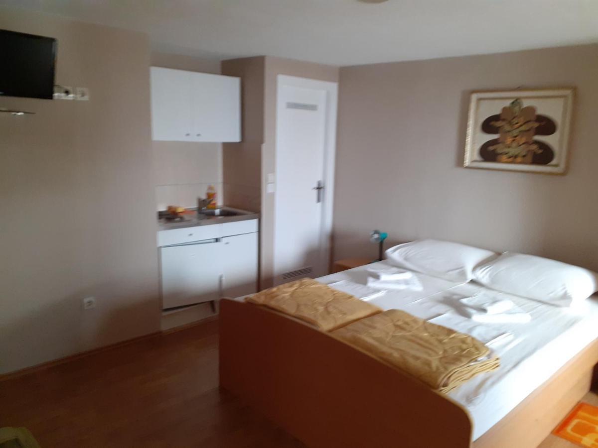 Apartmani Patrick Baška Voda Dış mekan fotoğraf