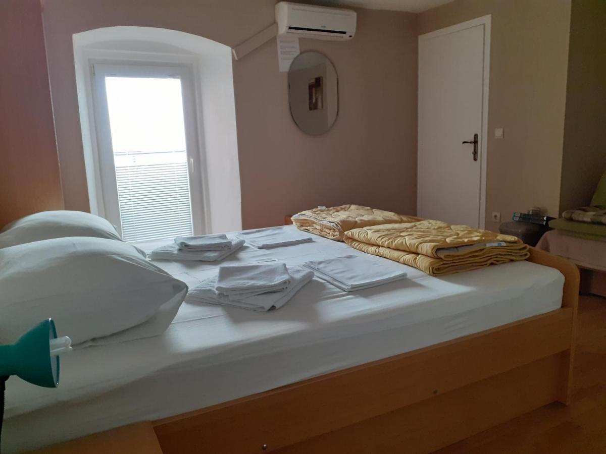 Apartmani Patrick Baška Voda Dış mekan fotoğraf